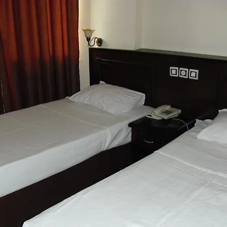 Anerissa 말마리스