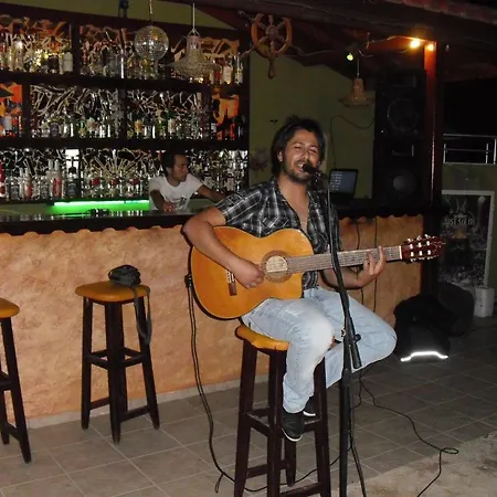 Anerissa ホテル マルマリス